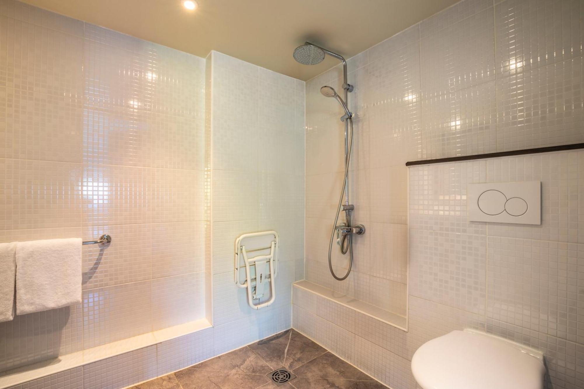 Campanile Hotel 3*