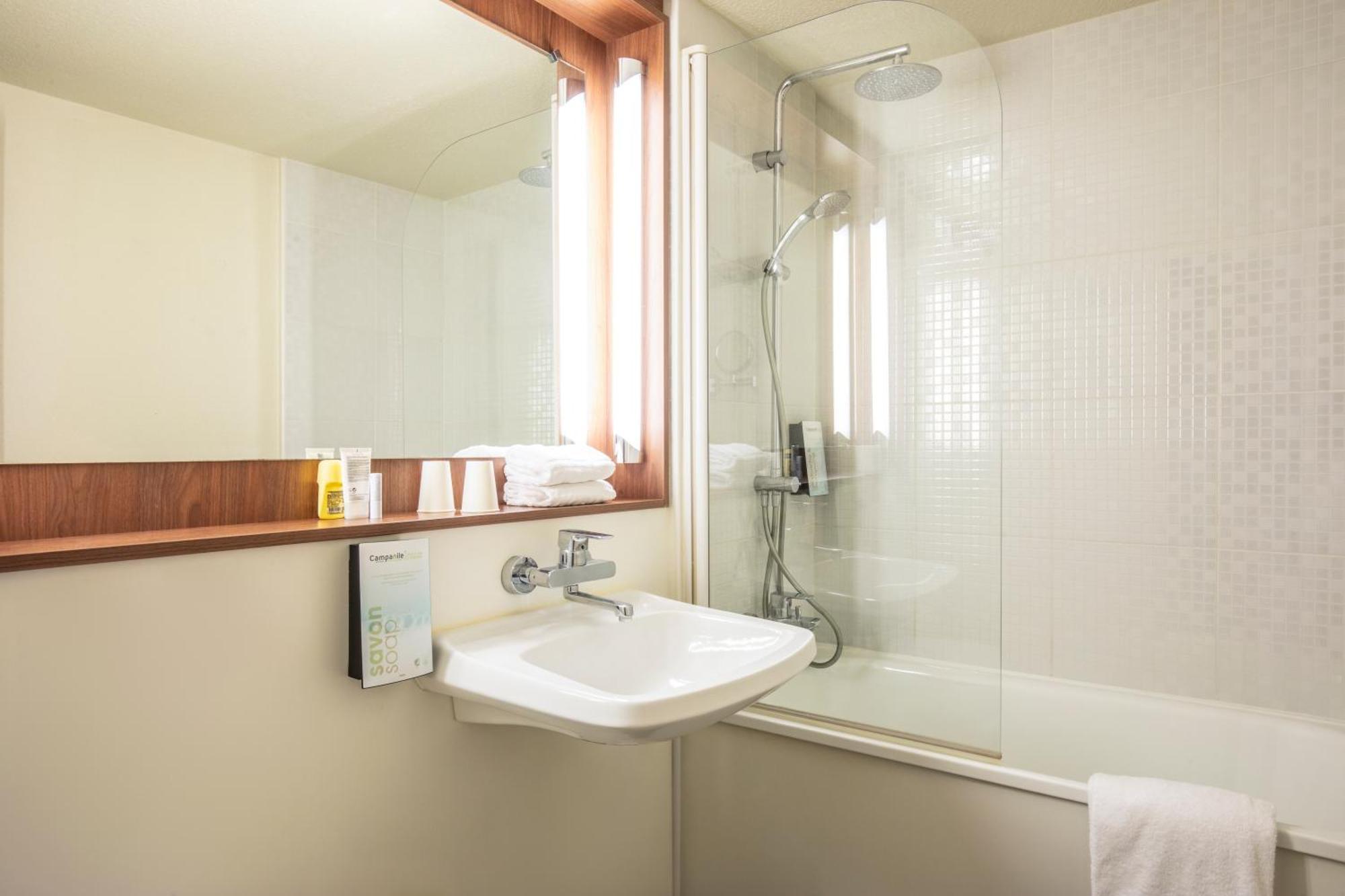 Hotel Campanile 3*